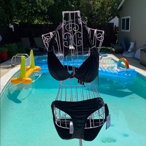 Kenneth Cole Black shimmering bikini 36B/C large